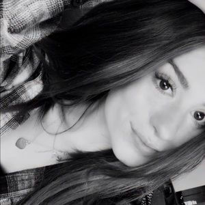 Meet your Posher, Giulia